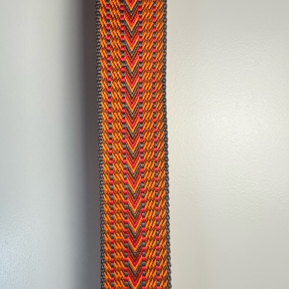 Adjustable Woven Bag Strap – Orange/Pink Chevron – Leather Ends & Gold Hardware - Picture 4 of 8